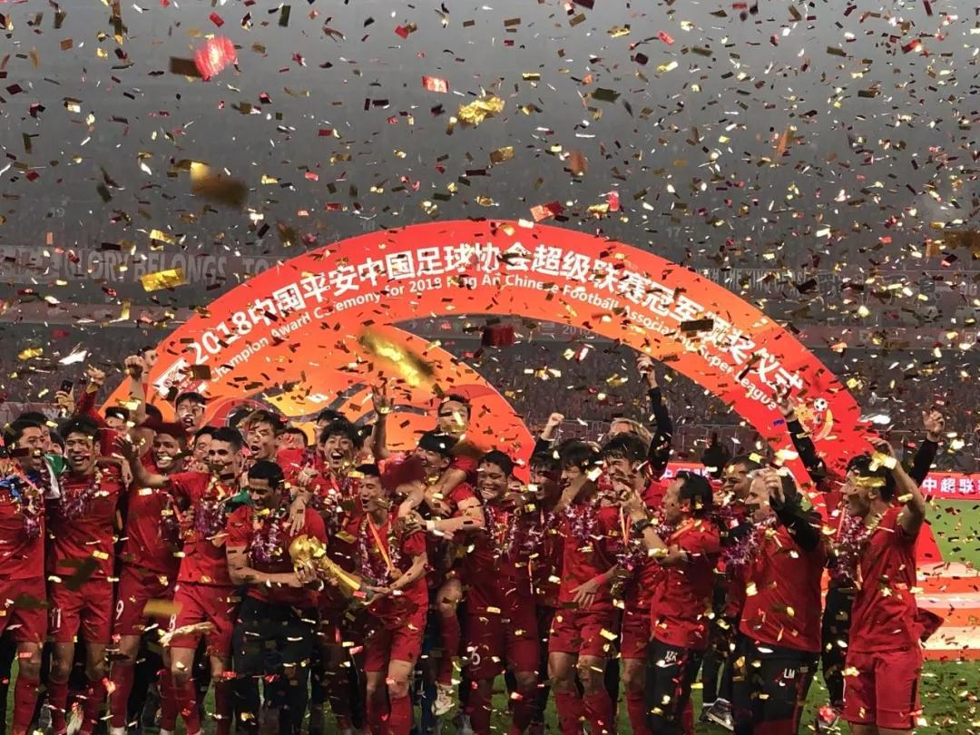 上海上港喜夺中超桂冠,盛誉的背后是这样的年轻力量在崛起