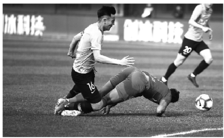 严抓赛风赛纪 中超新赛季发出红色警告