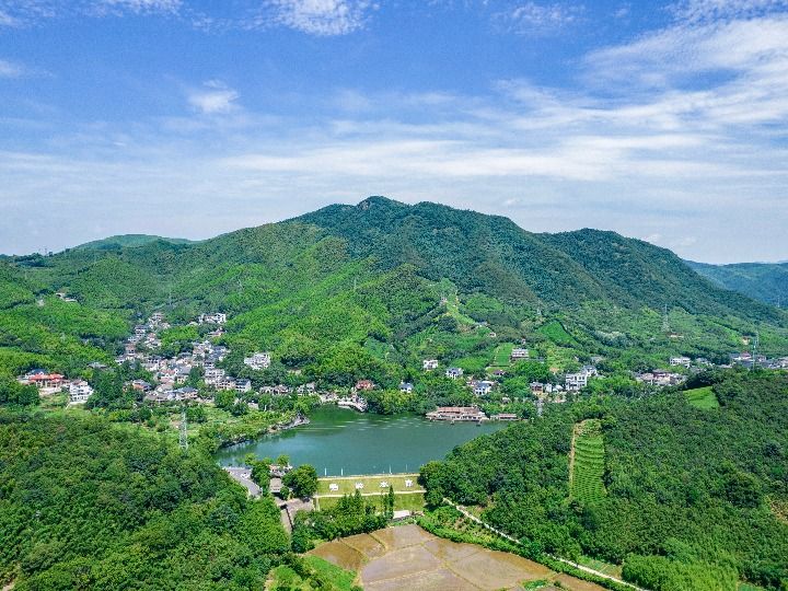 走进县城看发展浙江德清小县城闯出产业发展新天地